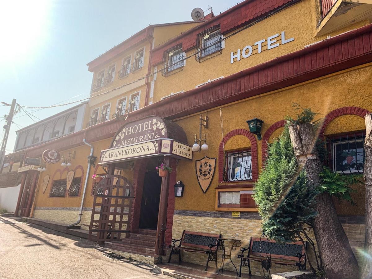 Aranykorona Hotel Miskolc Buitenkant foto